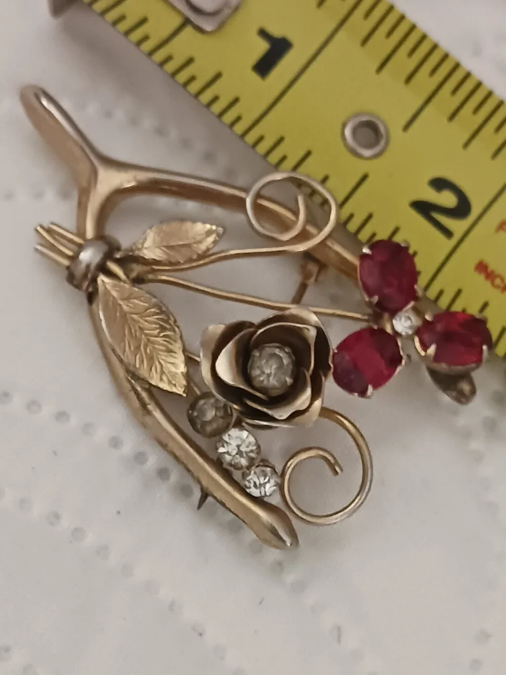 Coro Pegasus Wishbone Gold-Tone Floral Brooch with Prong Set Ruby Red Jewels